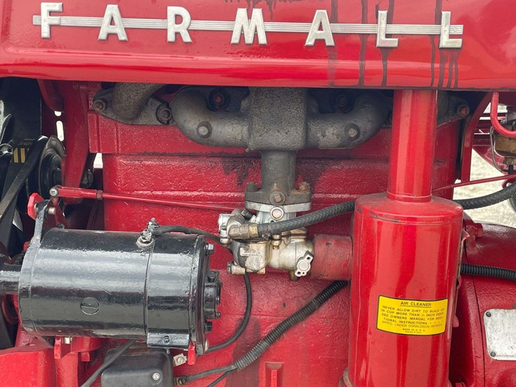 farmall-130-image-24