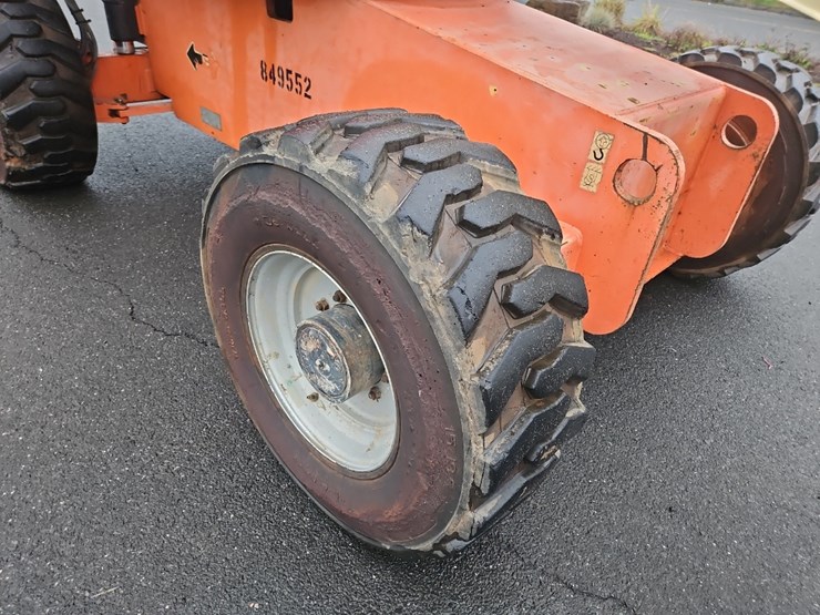 2006-jlg-600s-image-12