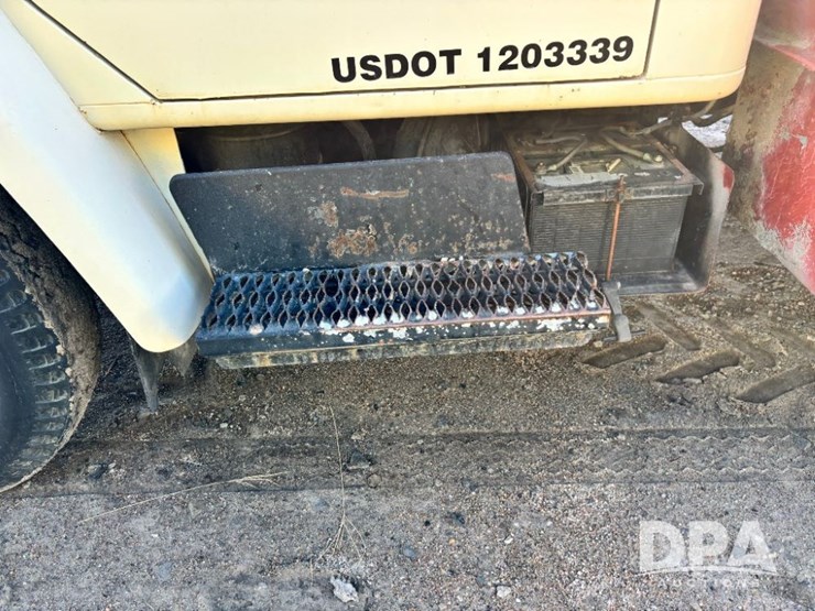 1981-international-1754-bucket-truck-(gp11561,-unit-78228)-image-20