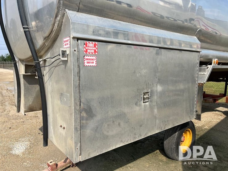 2011-progress-tank-petroleum-body-(jn3066)-image-12