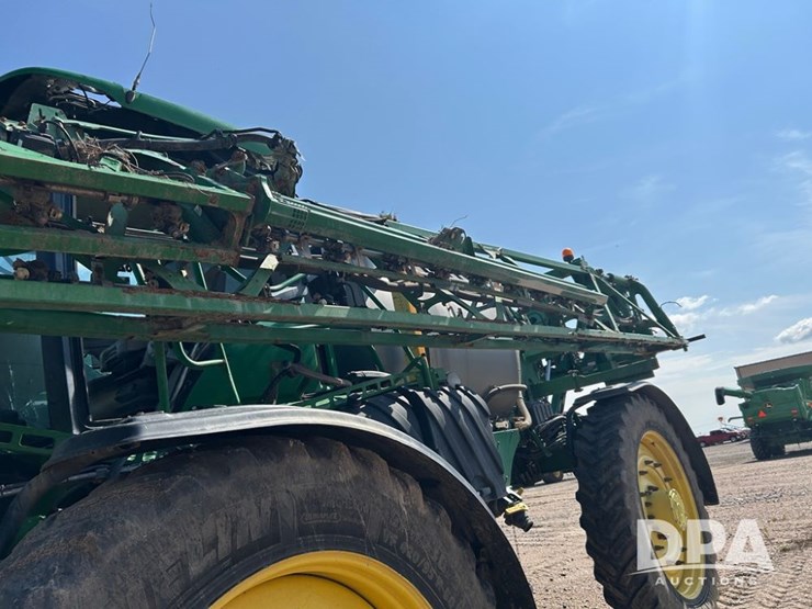 2019-john-deere-r4045-image-25