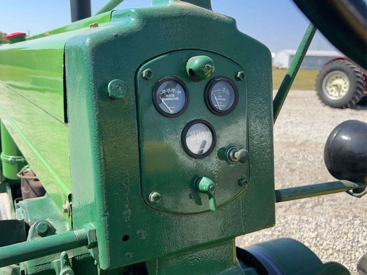 john-deere-60-image-39