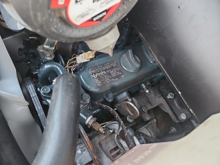 2023-bobcat-mt100-image-11