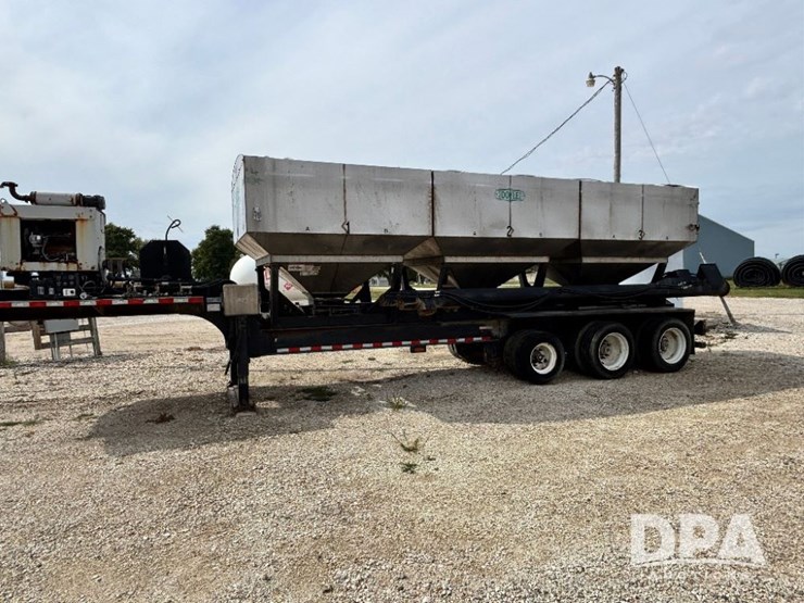 2012-behnke-dry-tender-trailer-(gp11554)-image-11