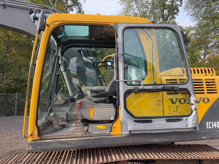 2003-volvo-ec140b-lc-image-35