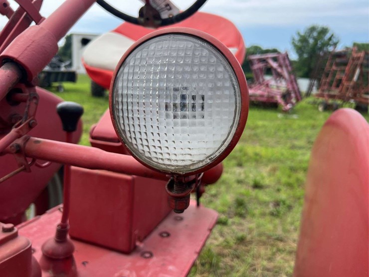 farmall-c-image-76