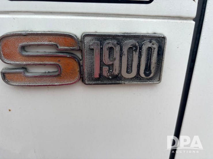 1986-international-s1900-image-23