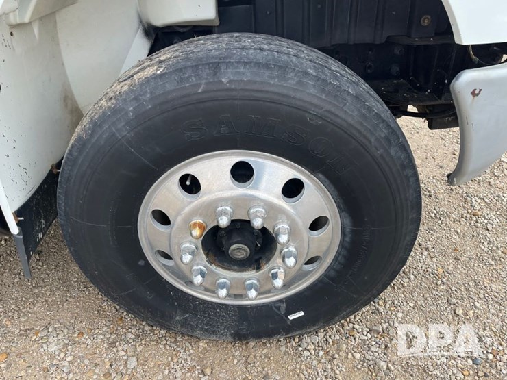 2009-ihc-durastar-4400-truck-(jn3095,-unit-537)-image-27