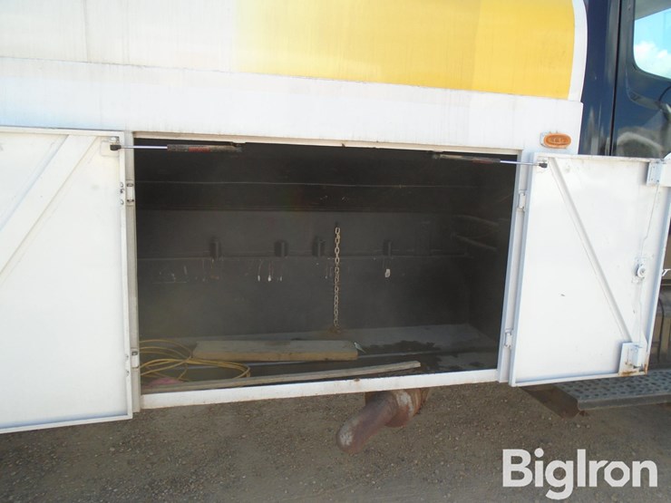 1995-freightliner-fl70-image-20