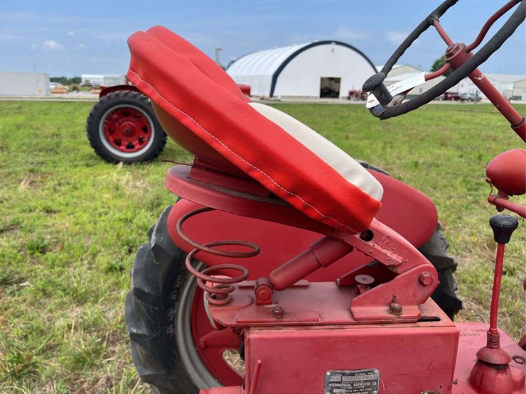 farmall-c-image-53