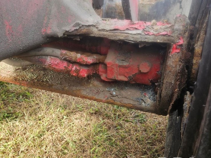 2003-massey-ferguson-loader-(pz13920,-unit-112913)-image-17