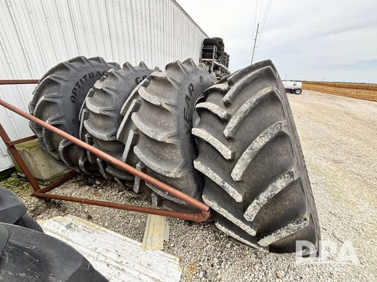good-year-flotation-tires-(gp11559)-image-4