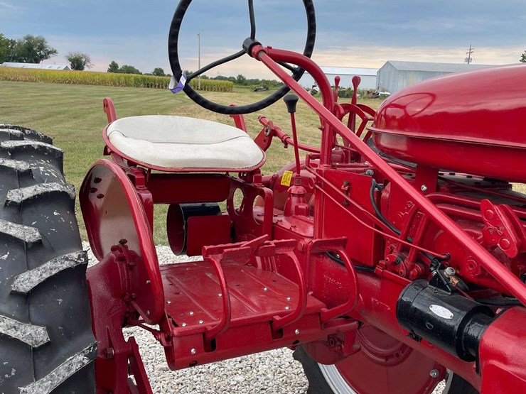 farmall-130-image-60