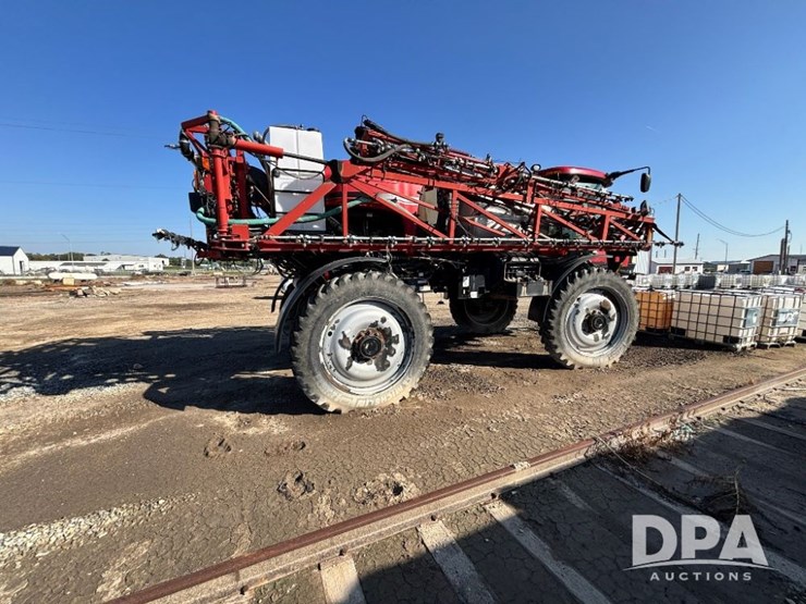 2015-case-ih-patriot-4440-image-8