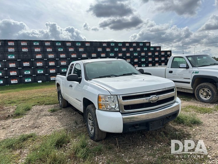 2008-chevrolet-silverado-image-26
