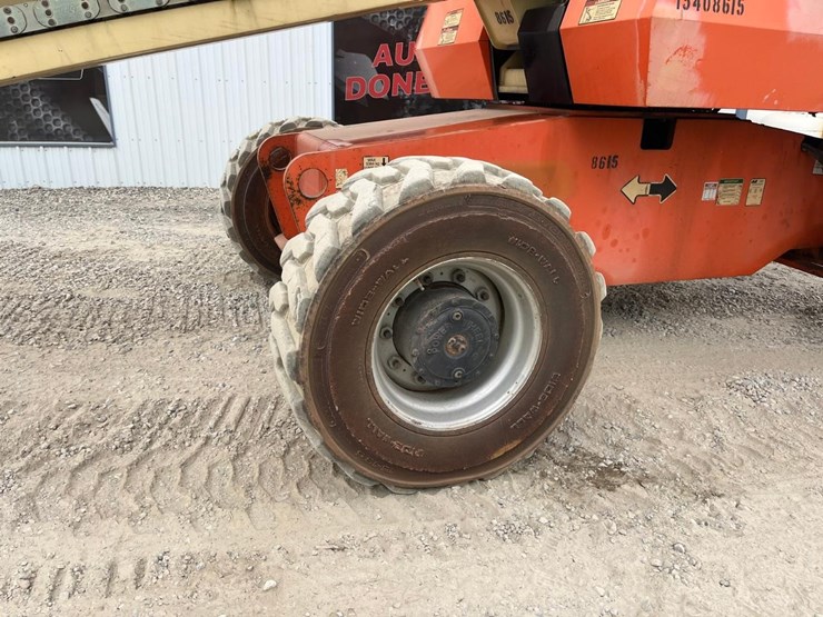 jlg-600s-image-11