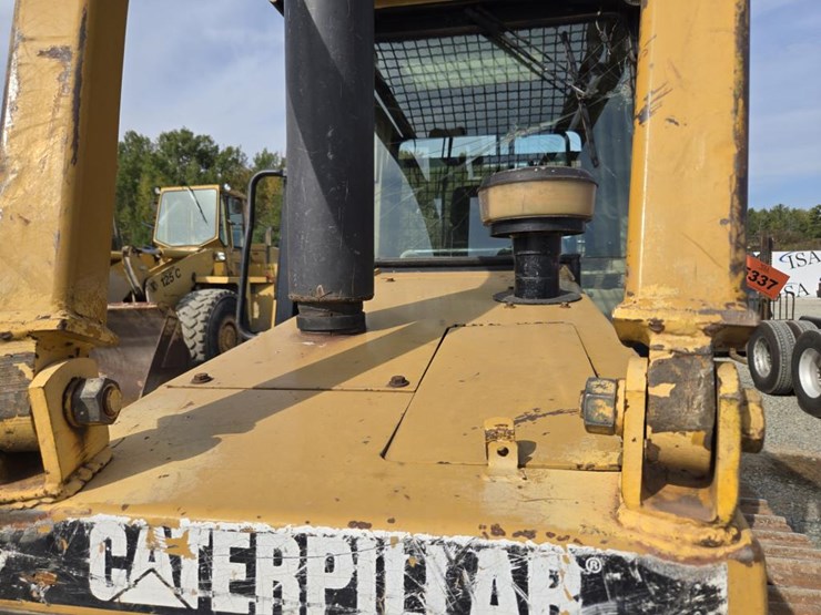 2001-caterpillar-d5c-image-16