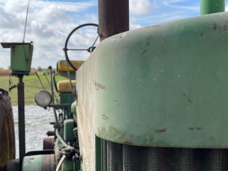 john-deere-720-image-11