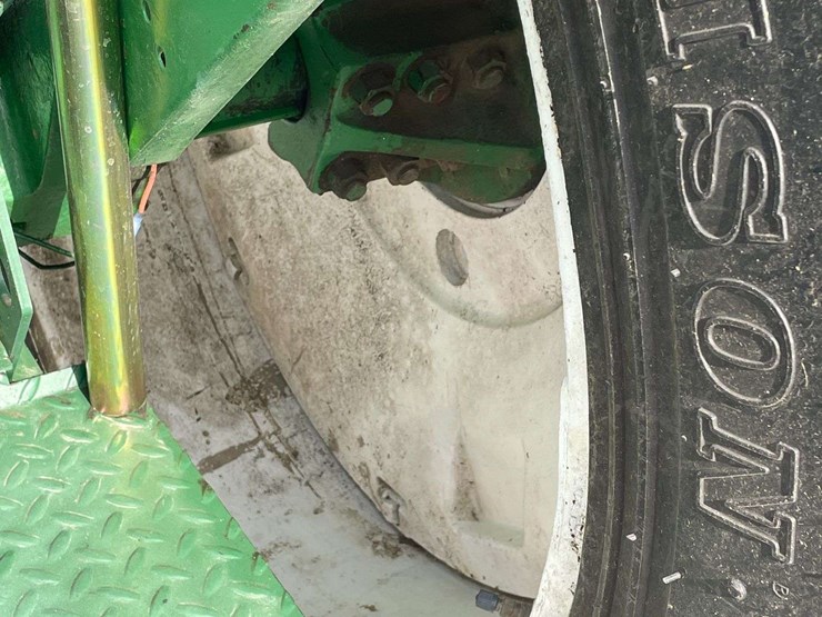oliver-880-image-40