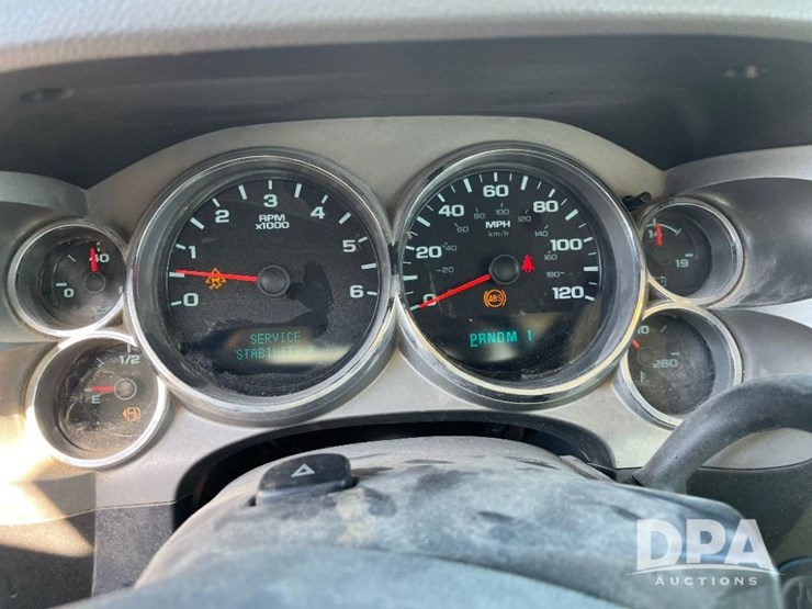 2011-chevrolet-2500hd-image-51