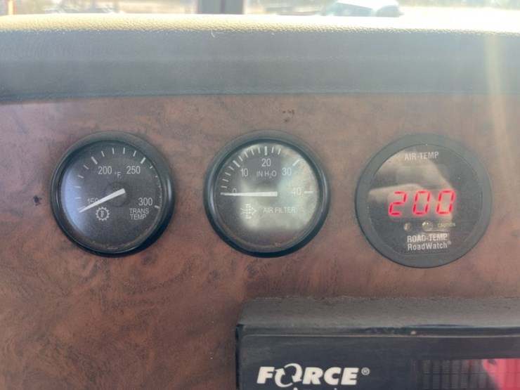 2007-peterbilt-367-image-116