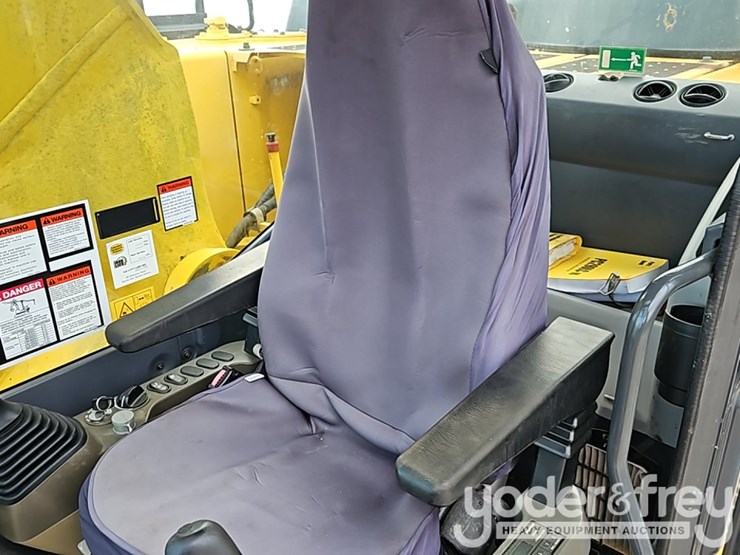 komatsu-pc290-lc-image-40