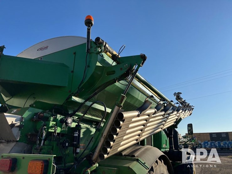 2019-john-deere-f4365-image-41