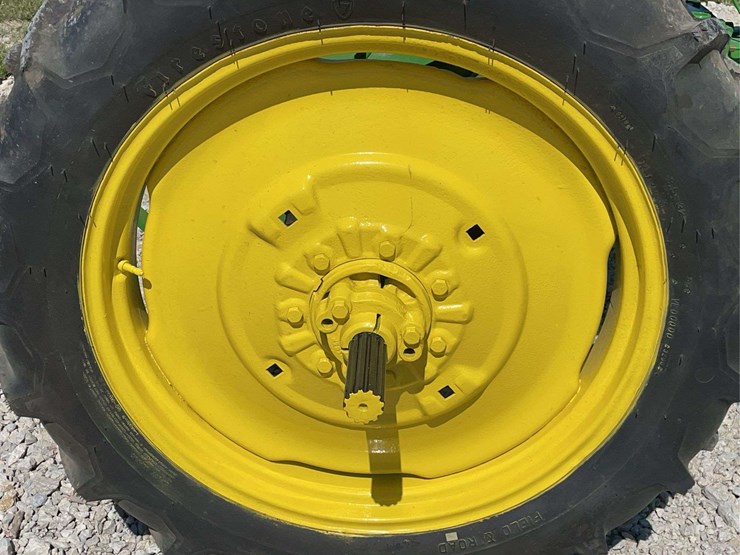 john-deere-h-image-33