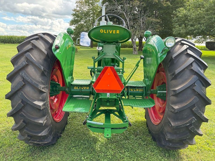1957-oliver-super-88-image-4