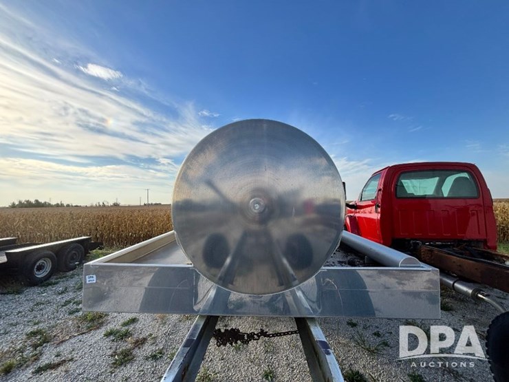 2015-custom-tank-image-11