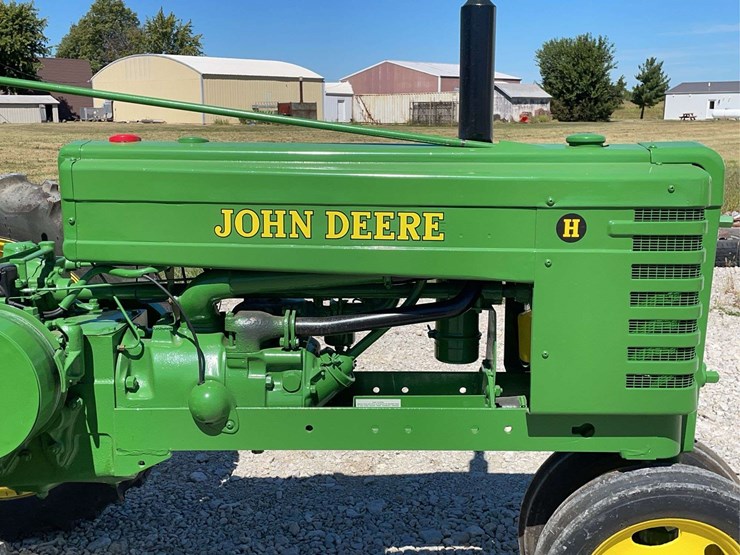 john-deere-h-image-27