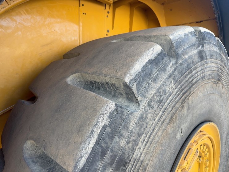 2016-caterpillar-980m-image-14