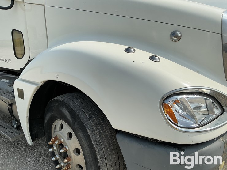 2007-freightliner-columbia-120-image-20