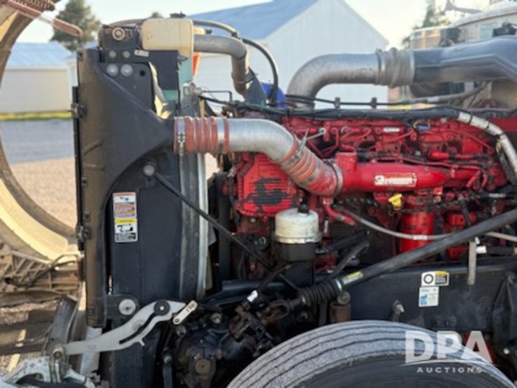 2013-peterbilt-389-truck-(jm627)-image-83