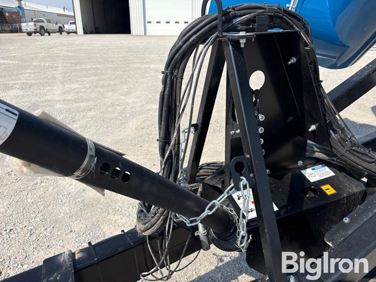 2024-kinze-1421-grain-cart-image-19