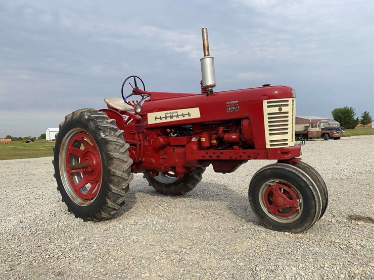 farmall-350-diesel-image-1