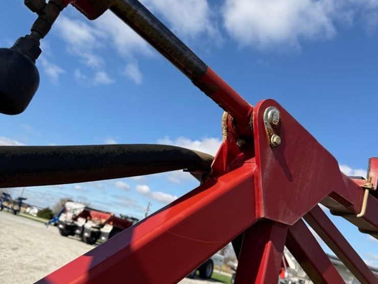 2018-case-ih-patriot-3340-image-40