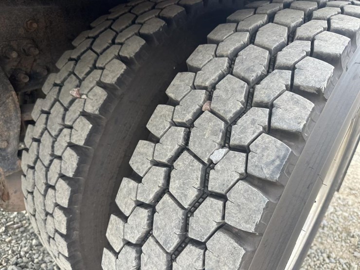 ford-f750-image-49
