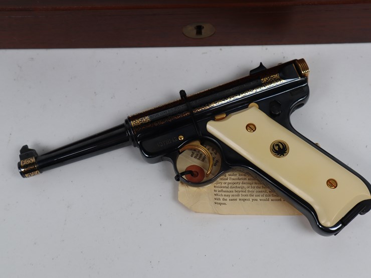 #42-•-#1211-•-the-american-historical-society-40th-anniversary-commemorative-ruger-mk-ii-semi-autom...-image-5