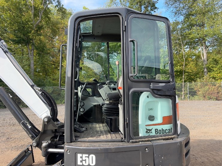 2017-bobcat-e50-image-27