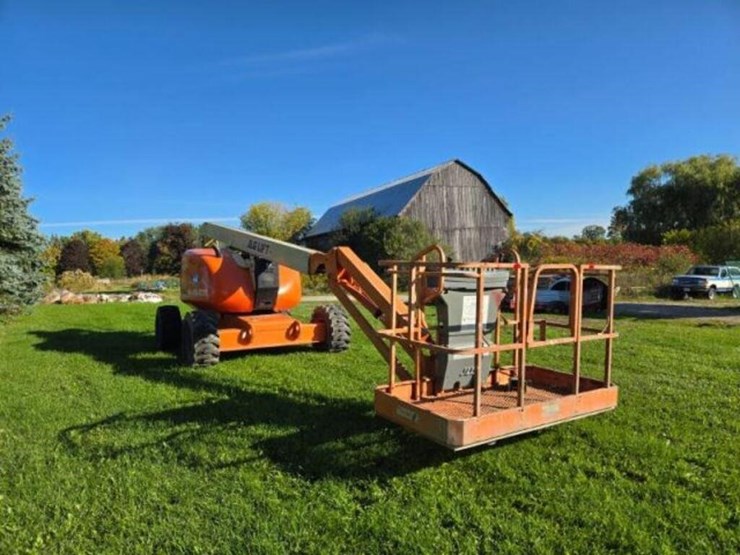 2004-jlg-600aj-image-4