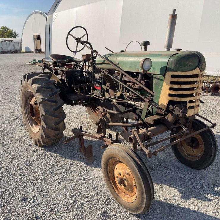 OLIVER 440