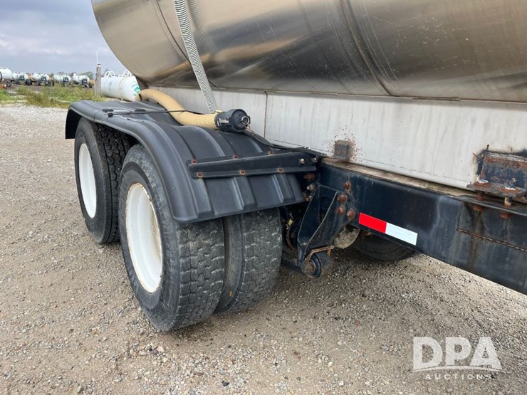 2009-ihc-durastar-4400-truck-(jn3095,-unit-537)-image-33