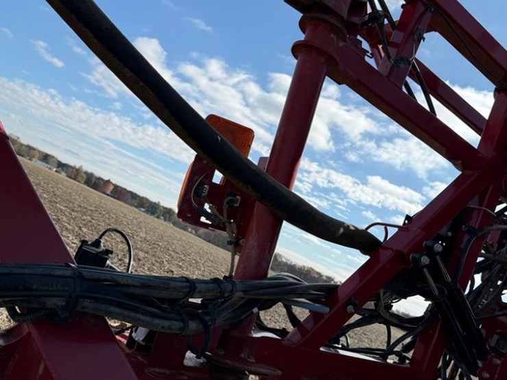 2018-case-ih-patriot-3340-image-51
