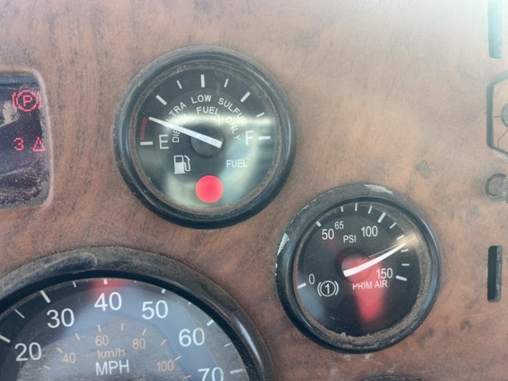 2007-peterbilt-367-image-117