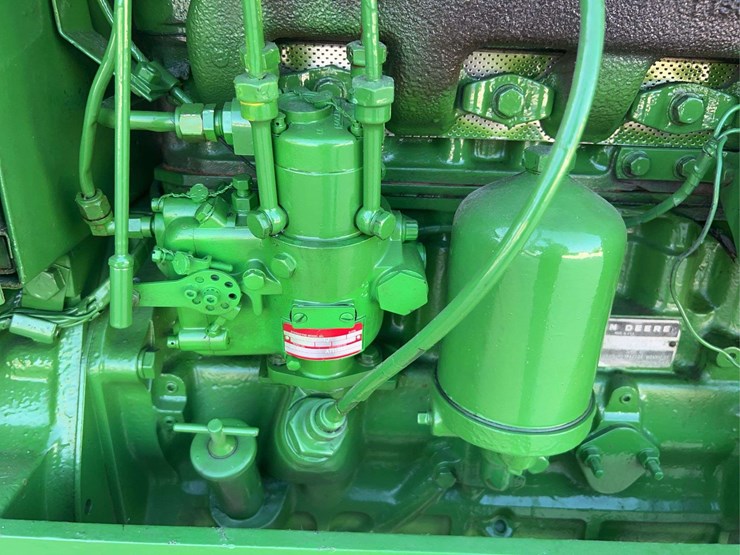 1962-john-deere-2010-image-24