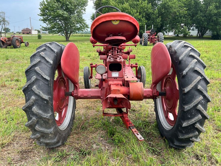 farmall-c-image-4