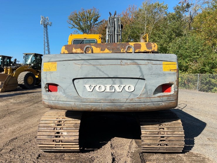 2002-volvo-ec150-image-4