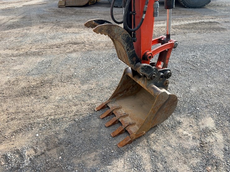 2019-kubota-kx040-4-image-9