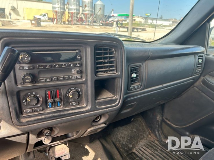 2005-gmc-extended-cab-pickup-(cp1139,-unit-7170)-image-23